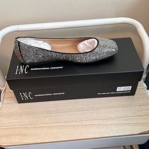 **NWT** INC Juney Rhinestone Flats - Size 5 M